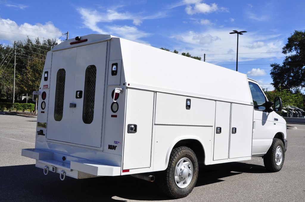 2016 Ford Econoline Image 6