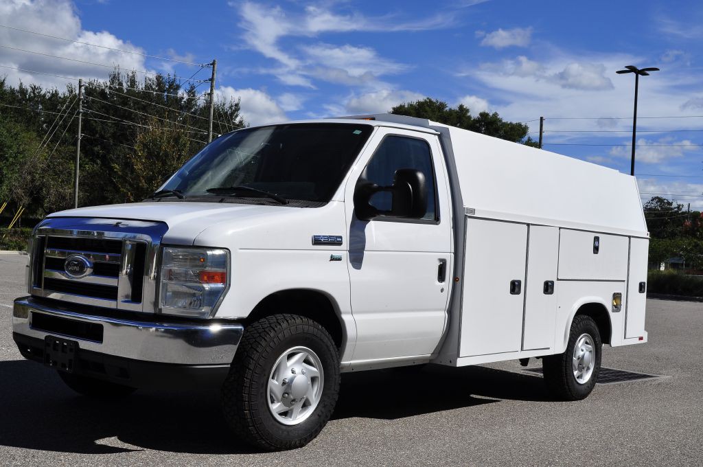 2014 Ford Econoline Image 1