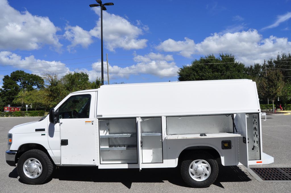 2014 Ford Econoline Image 8