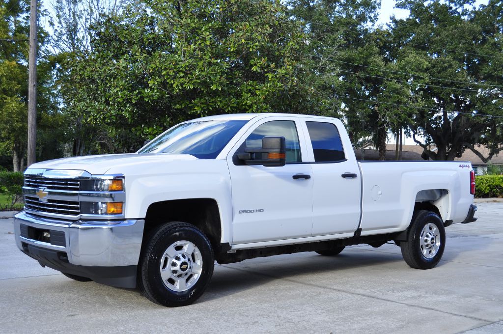 2018 Chevrolet Silverado 1500 Image 3