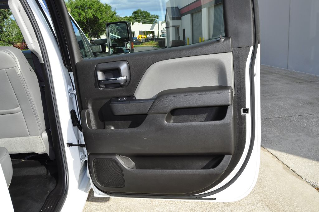 2017 Chevrolet Silverado 1500 Image 12