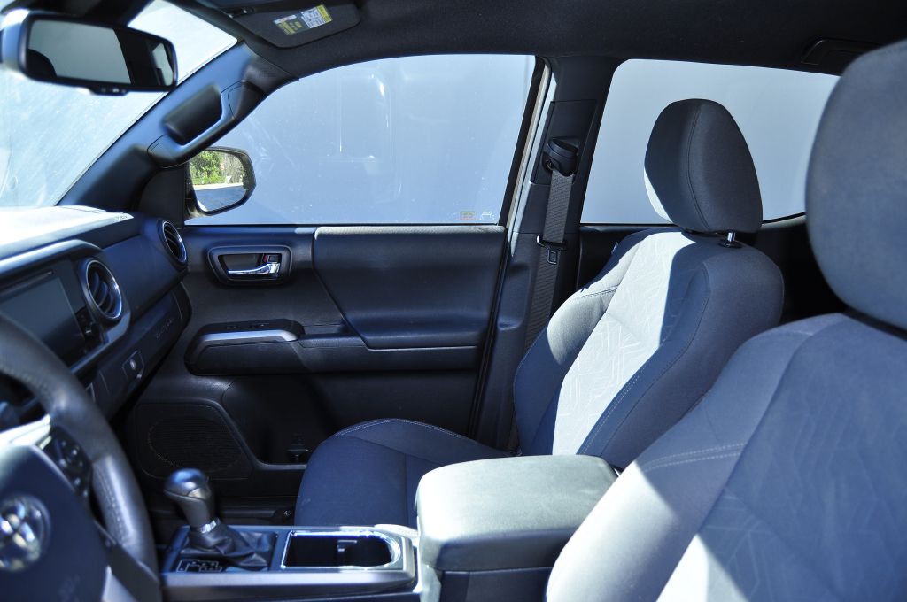 2019 Toyota Tacoma Image 18