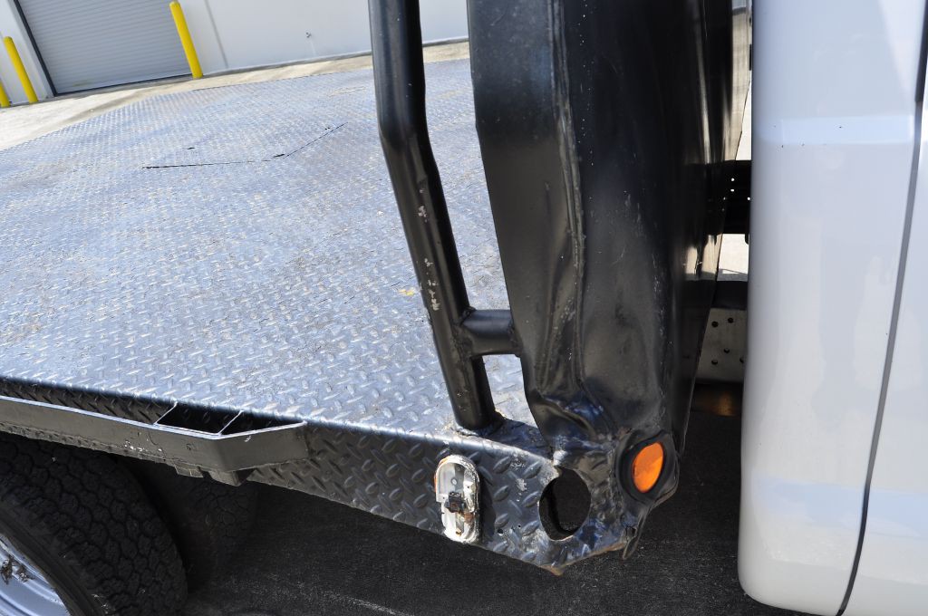 2015 Ford F-350 Image 9