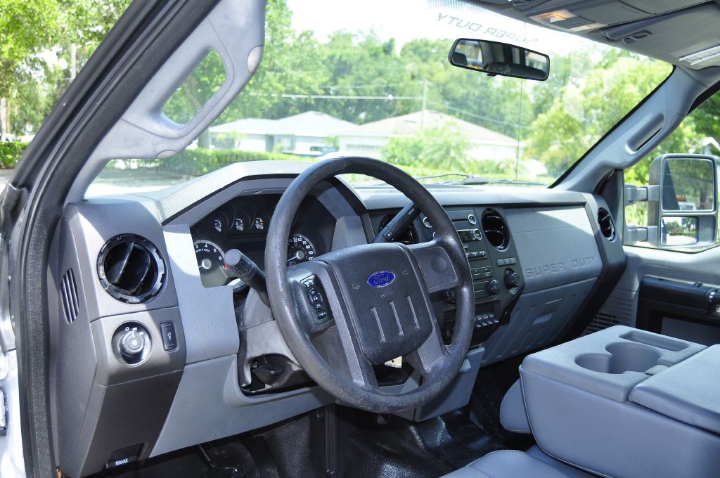 2015 Ford F-350 Image 16