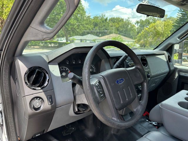 2015 Ford F-350 Image 21