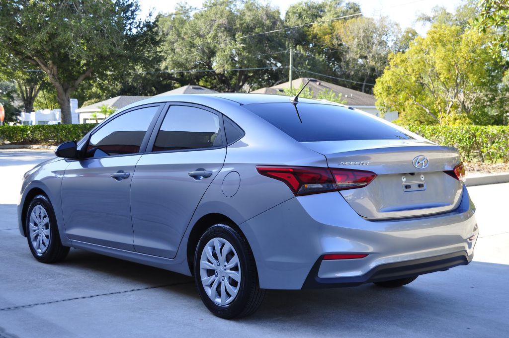 2022 Hyundai Accent Image 5
