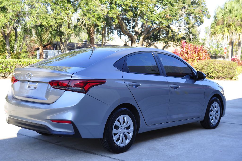 2022 Hyundai Accent Image 7