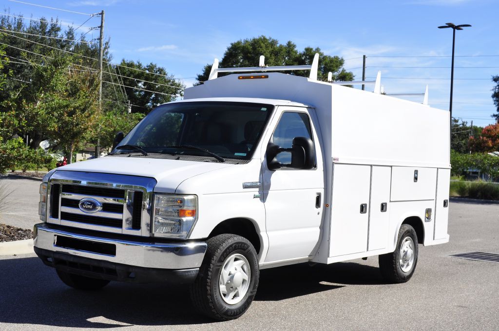 2014 Ford Econoline Image 1