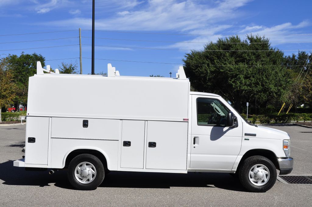 2014 Ford Econoline Image 3
