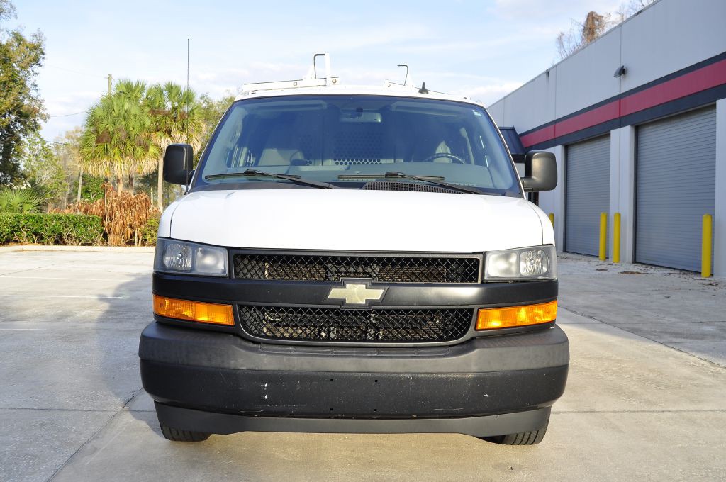 2019 Chevrolet Express Image 8