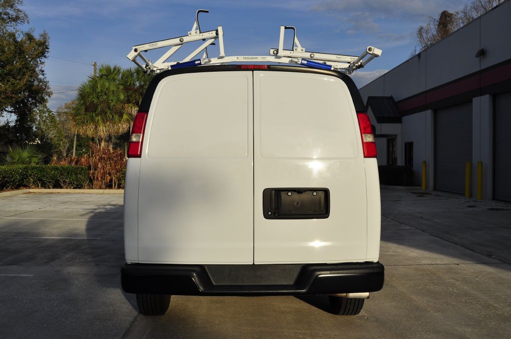 2019 Chevrolet Express Image 9