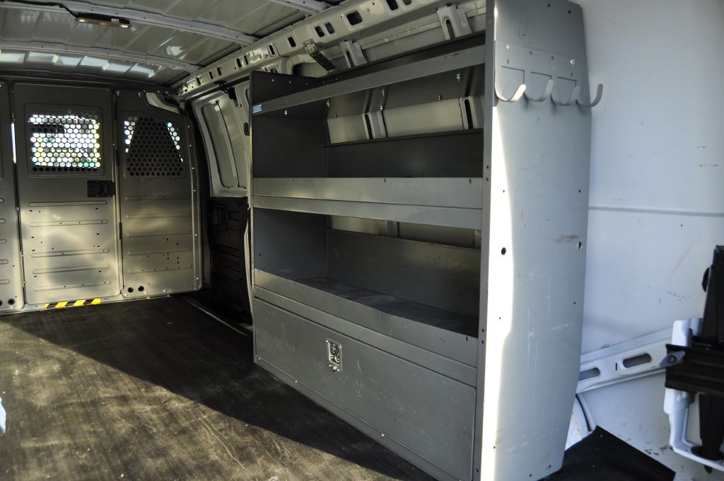 2019 Chevrolet Express Image 12