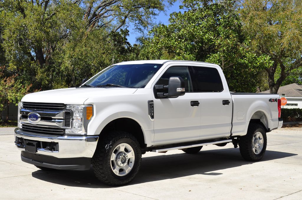 2017 Ford F-250 Image 1