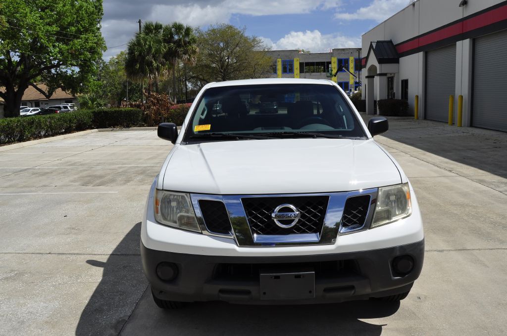2014 Nissan Frontier Image 9