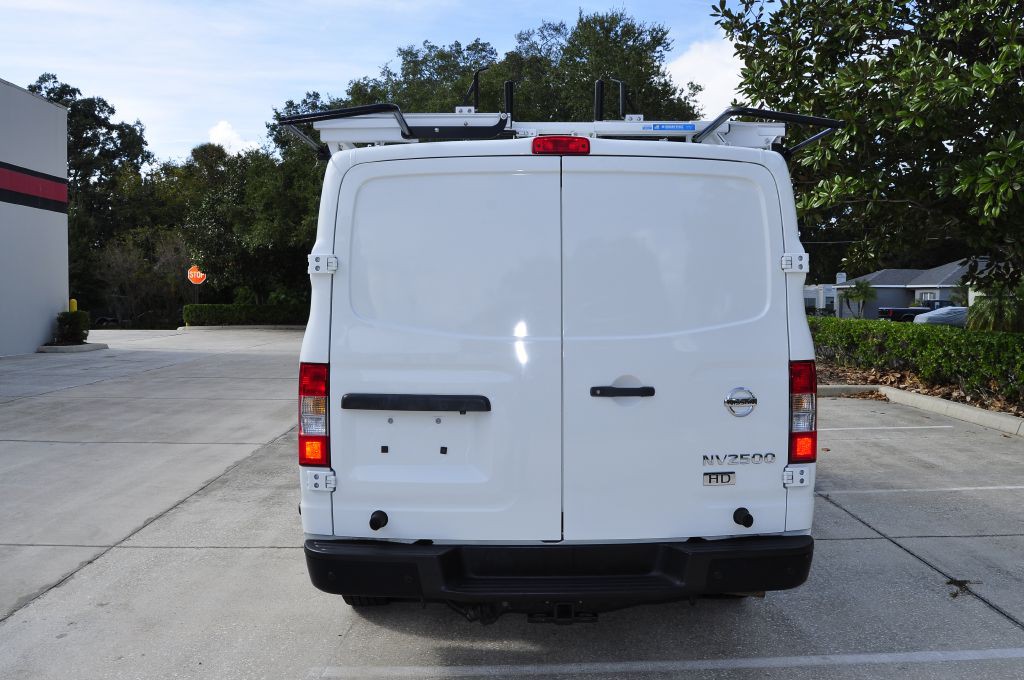 2016 Nissan NV Image 12