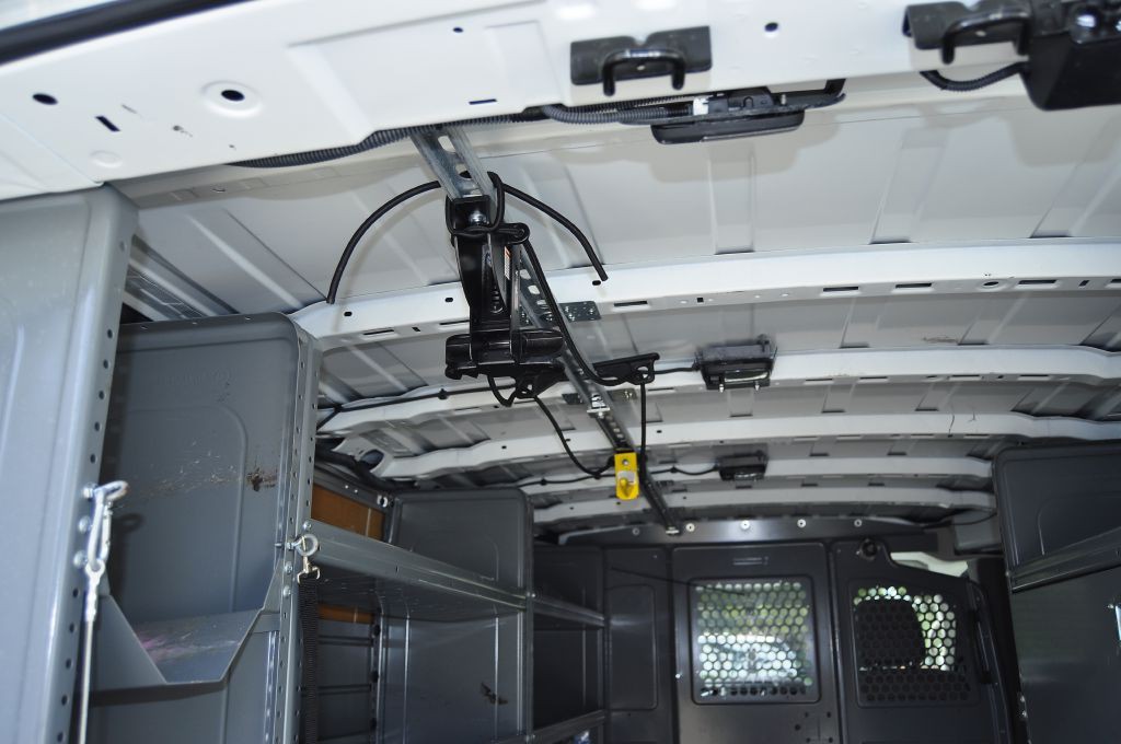 2016 Nissan NV Image 16