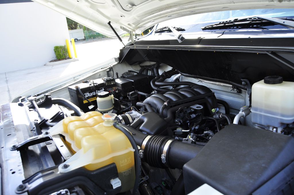 2016 Nissan NV Image 22