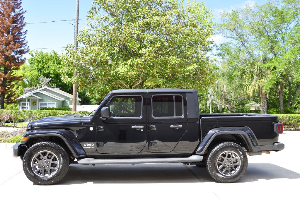 2021 Jeep Gladiator Image 3
