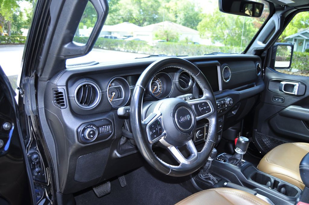 2021 Jeep Gladiator Image 24