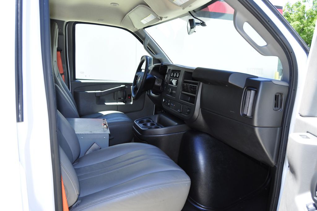 2020 Chevrolet Express Image 11