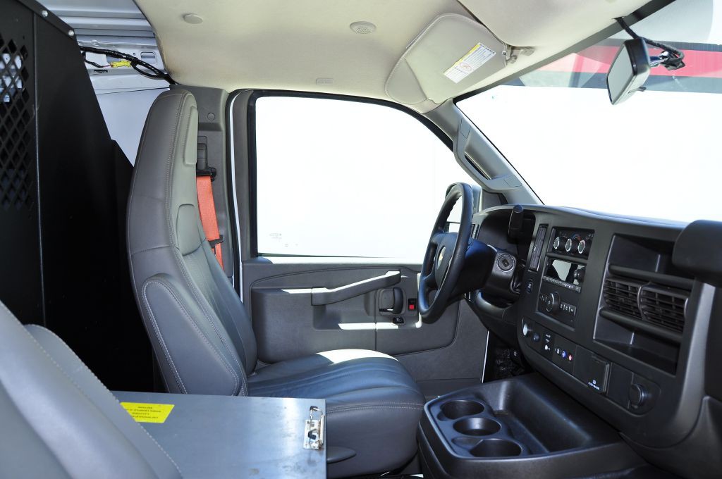2020 Chevrolet Express Image 12
