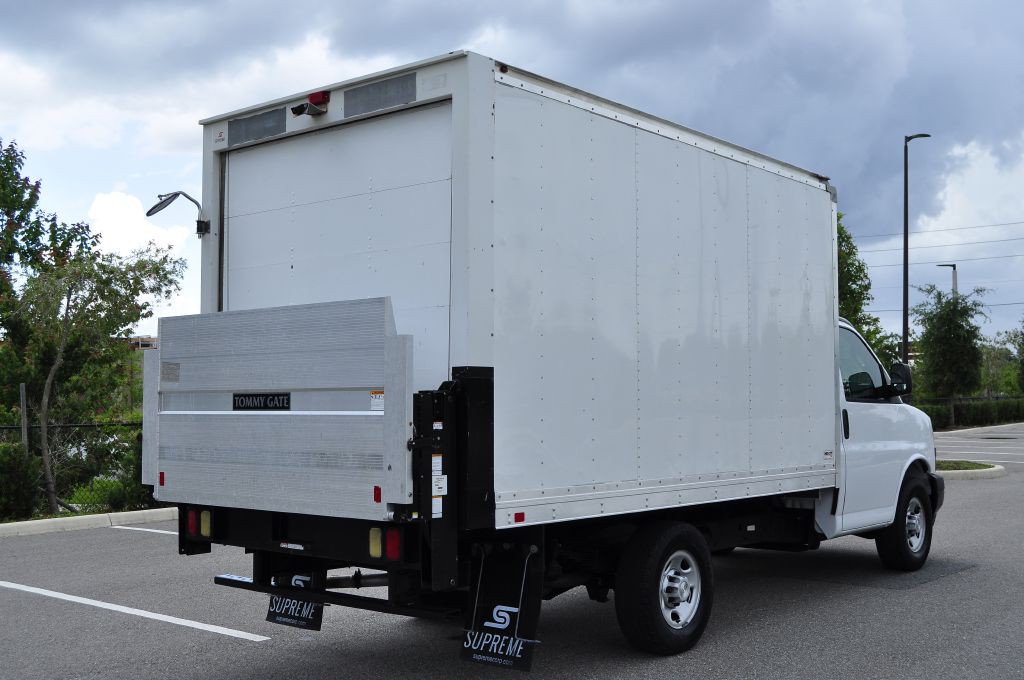 2020 Chevrolet Express Image 7