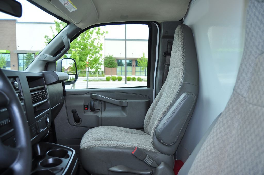 2020 Chevrolet Express Image 11