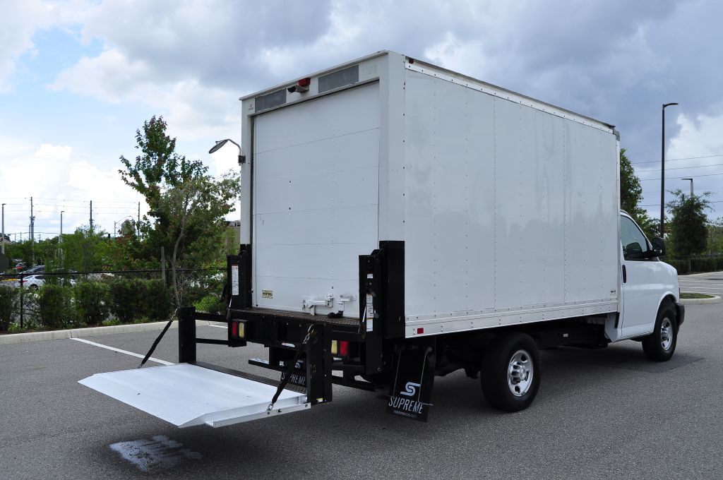 2020 Chevrolet Express Image 14