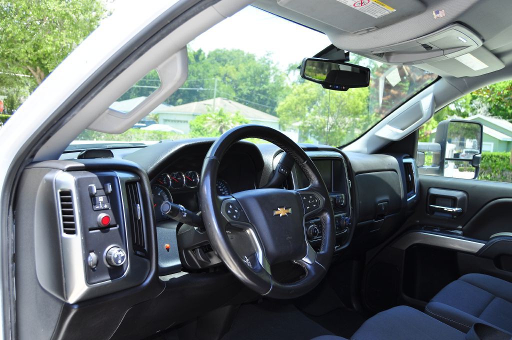 2019 Chevrolet Silverado 1500 Image 10