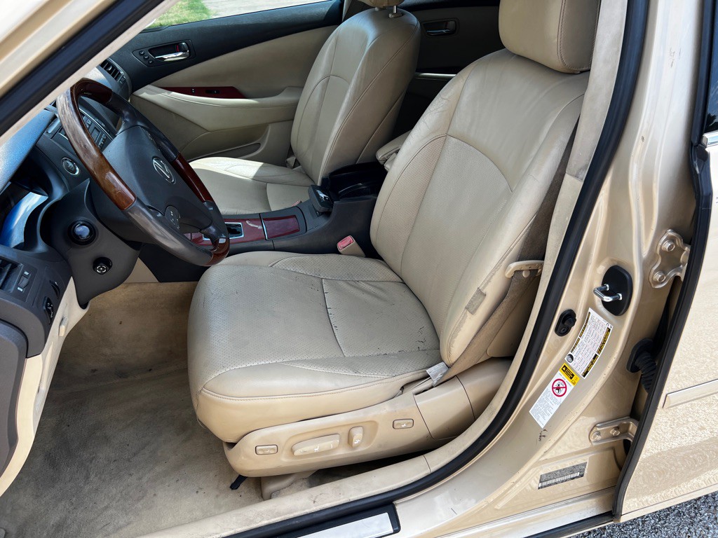 2008 Lexus ES Image 10
