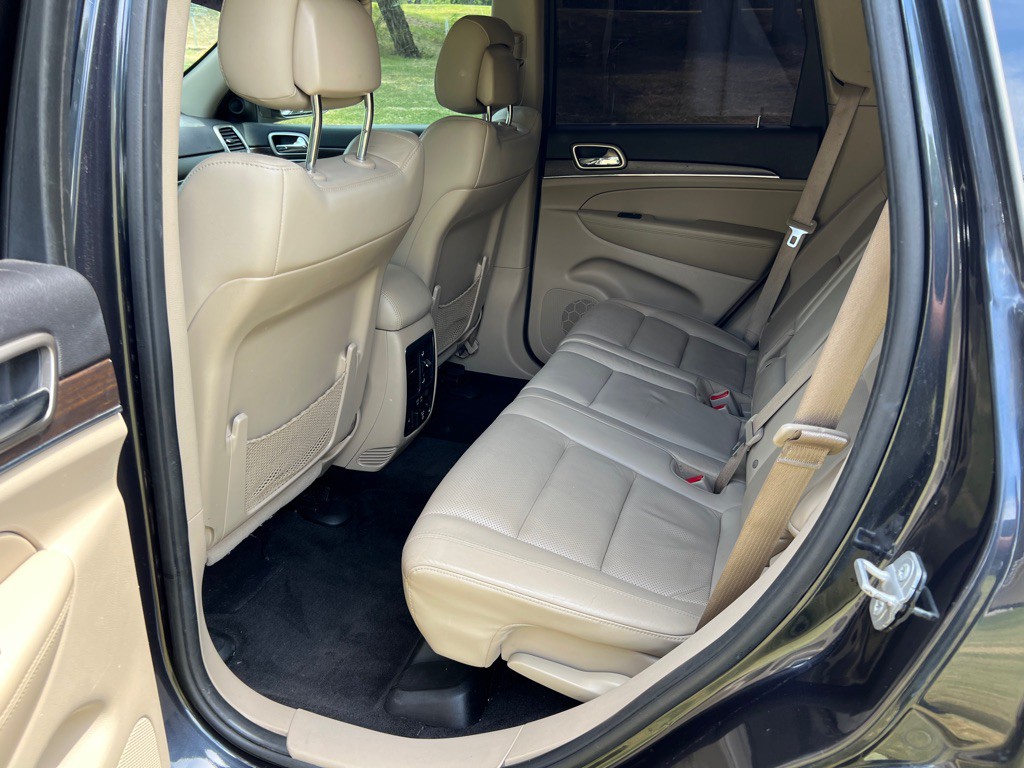 2014 Jeep Grand Cherokee Image 12