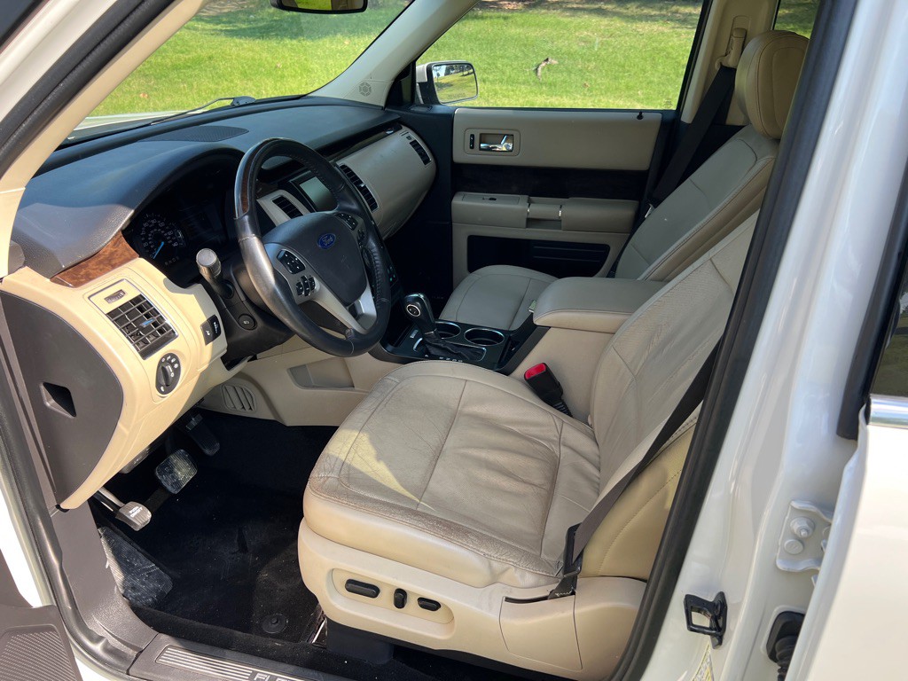 2013 Ford Flex Image 9