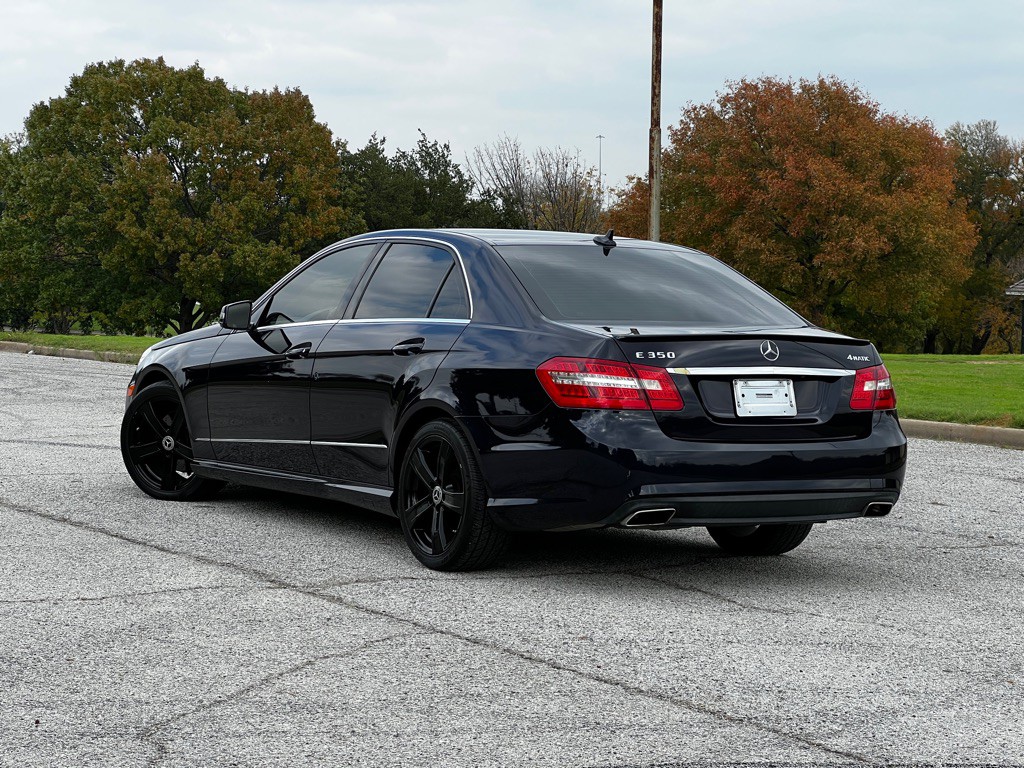 2011 Mercedes-Benz E-Class Image 7