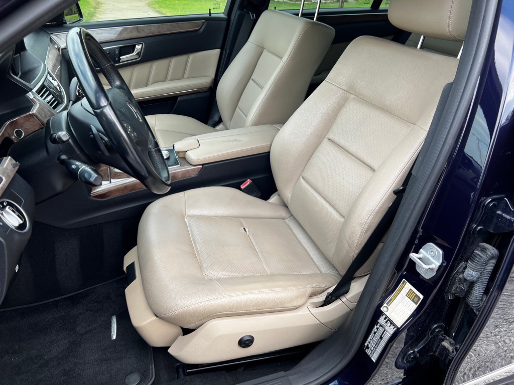2011 Mercedes-Benz E-Class Image 10