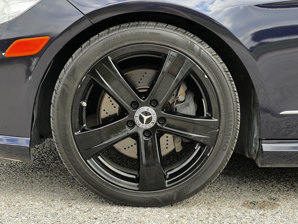 2011 Mercedes-Benz E-Class Image 24