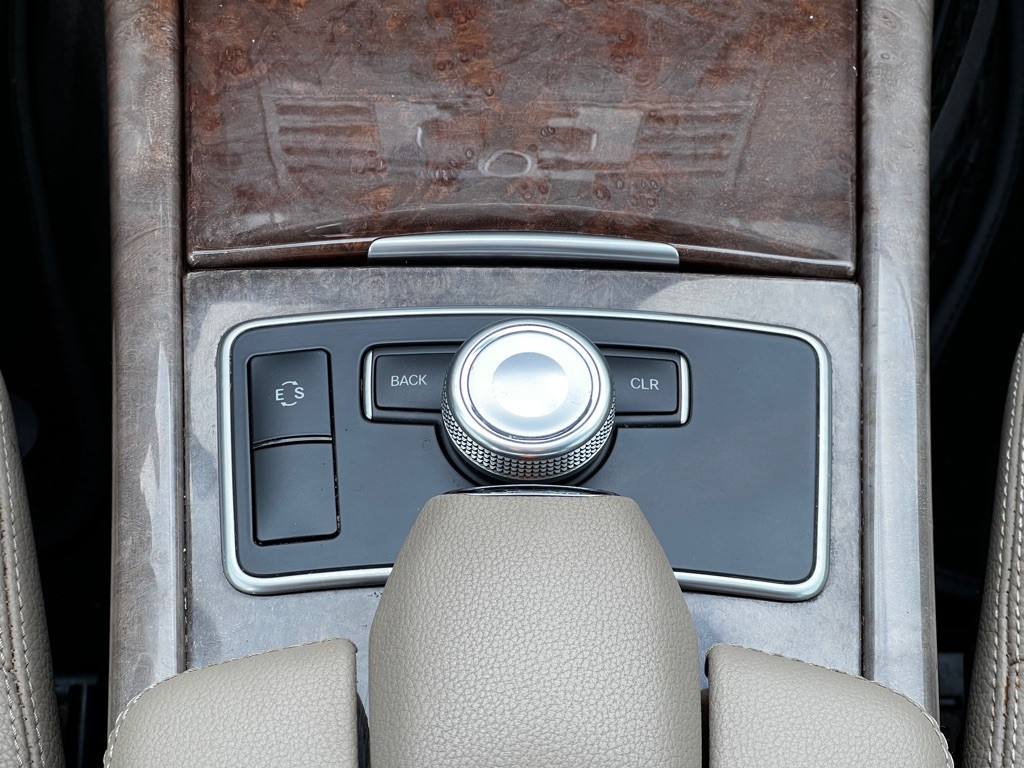 2011 Mercedes-Benz E-Class Image 37