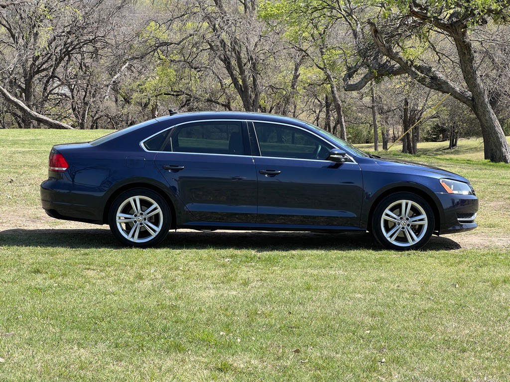 2014 Volkswagen Passat Image 6