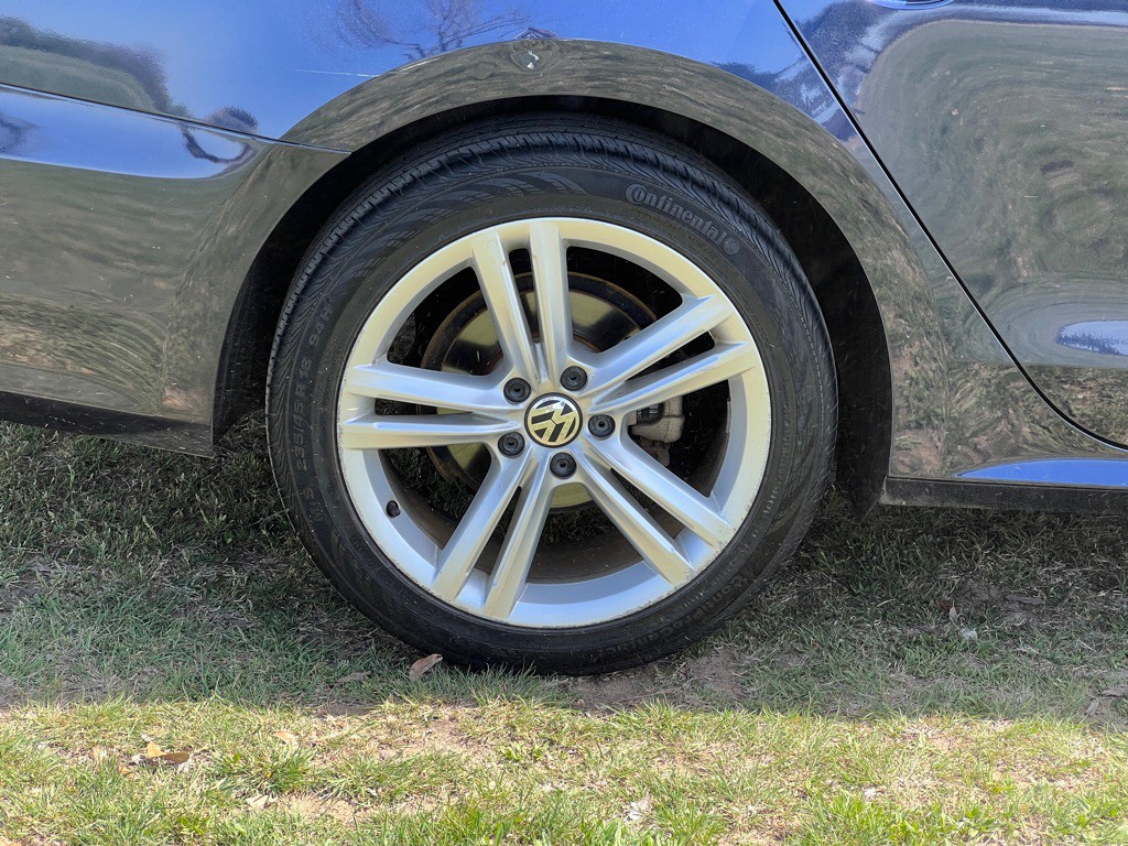 2014 Volkswagen Passat Image 22