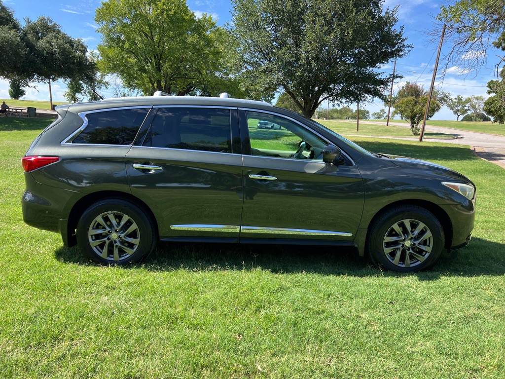 2017 INFINITI QX60 Image 6