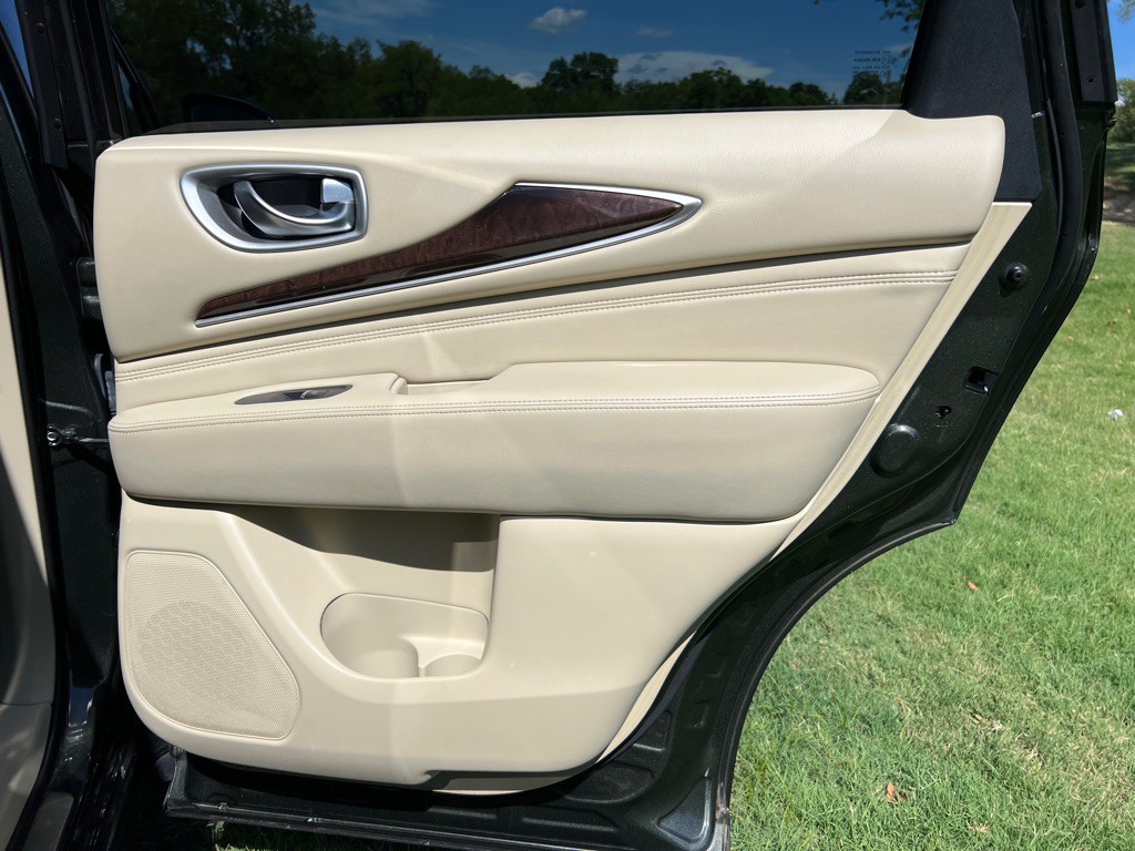 2017 INFINITI QX60 Image 19