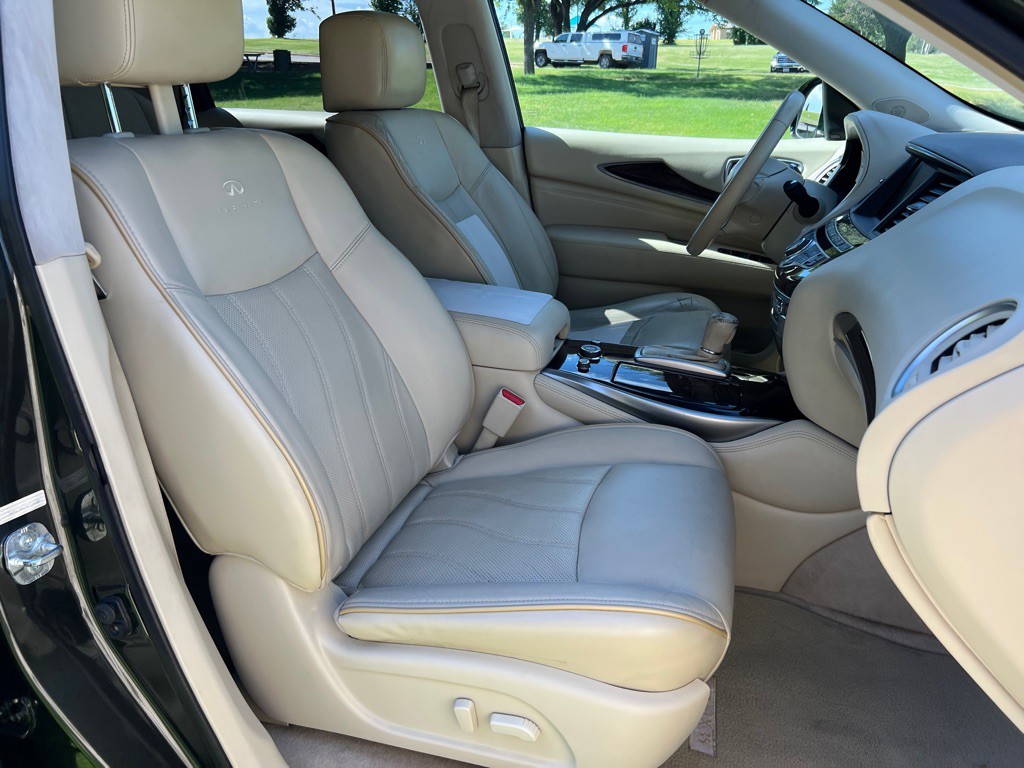 2017 INFINITI QX60 Image 21
