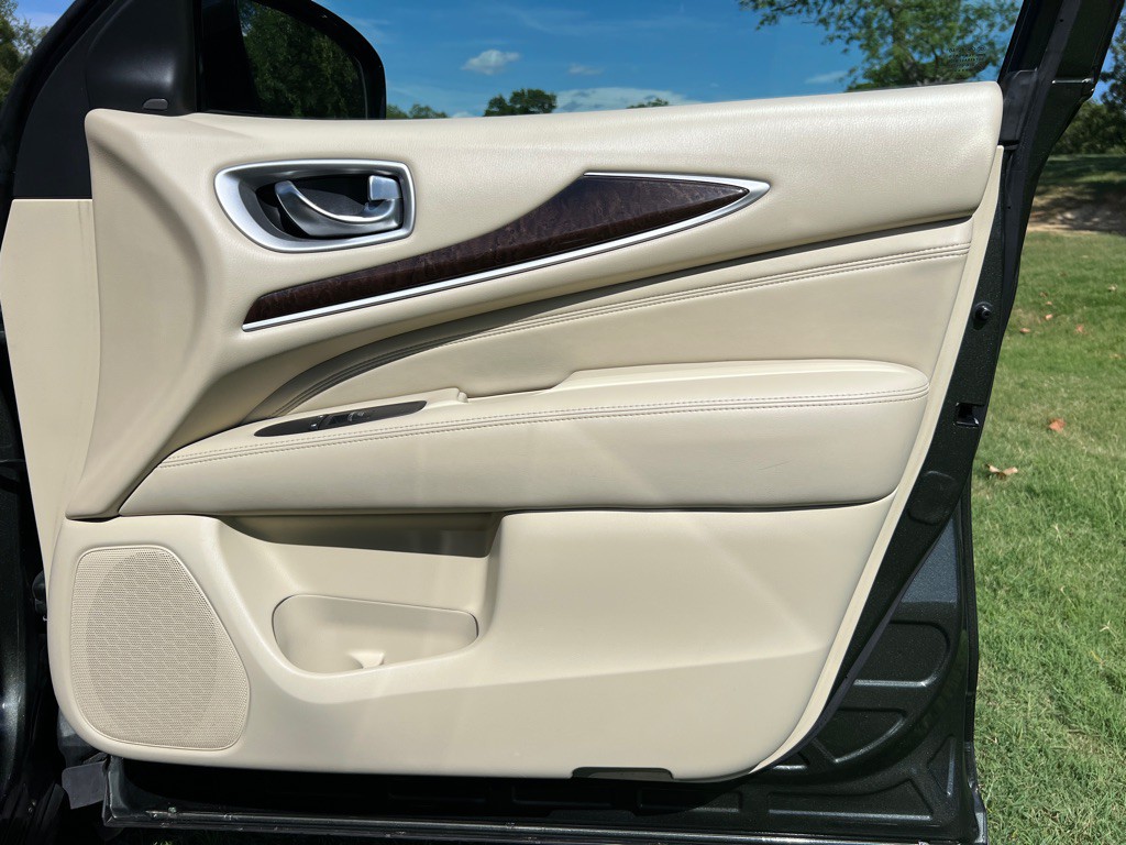 2017 INFINITI QX60 Image 22