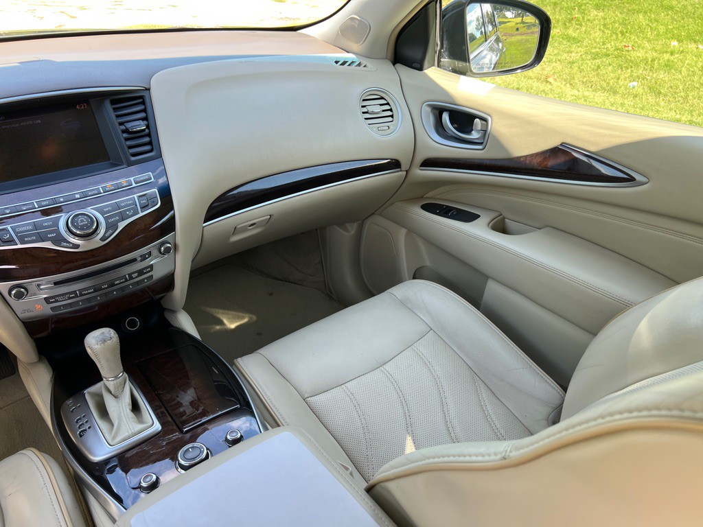 2017 INFINITI QX60 Image 29