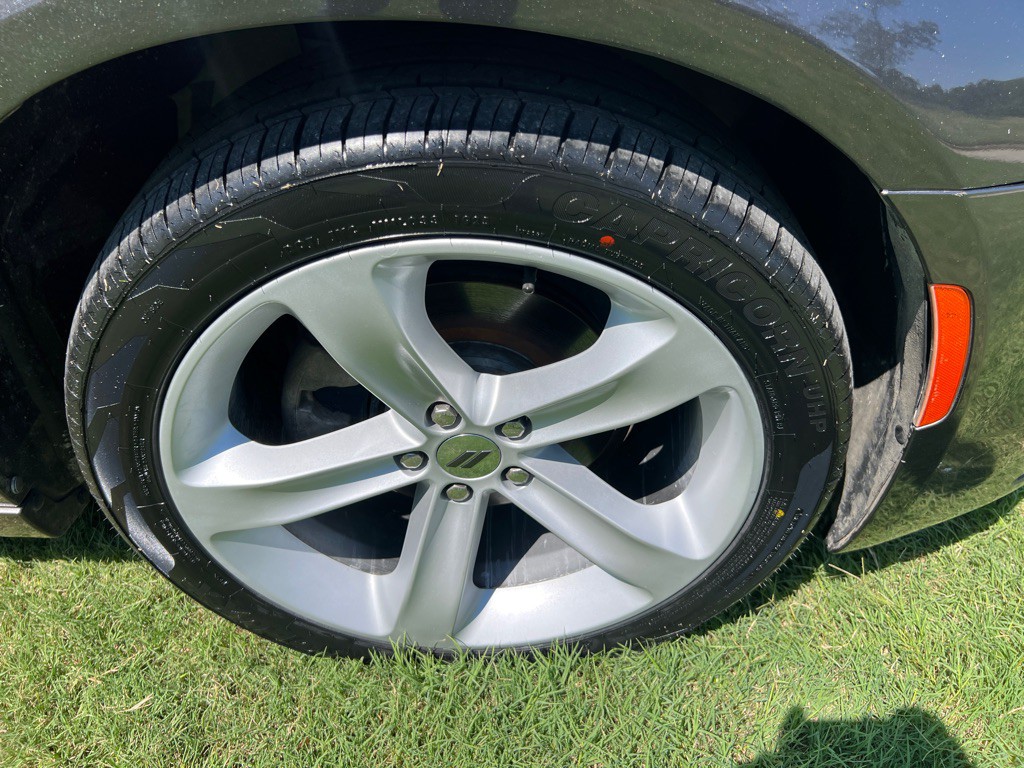 2016 Chrysler 300 Image 21