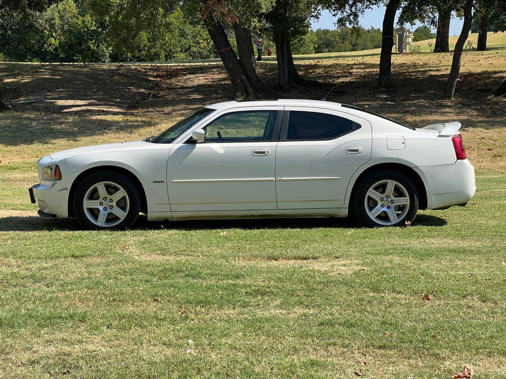 2008 Dodge Charger Image 2