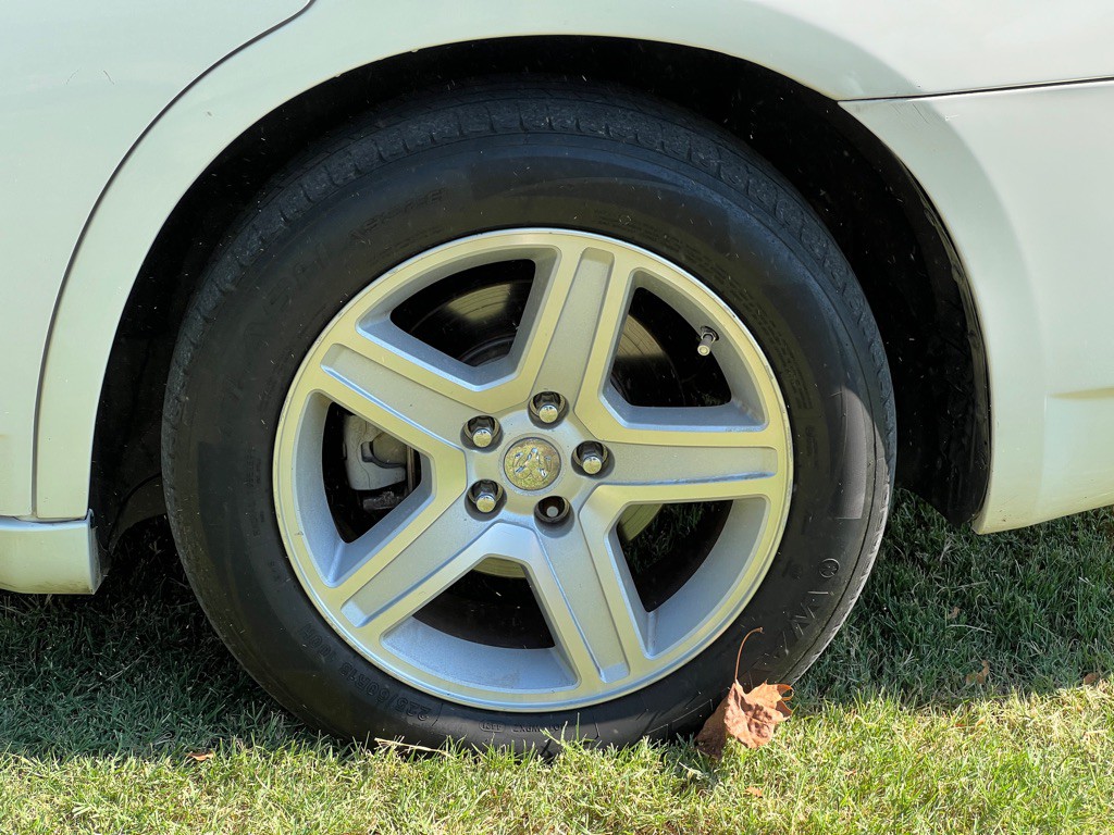 2008 Dodge Charger Image 23