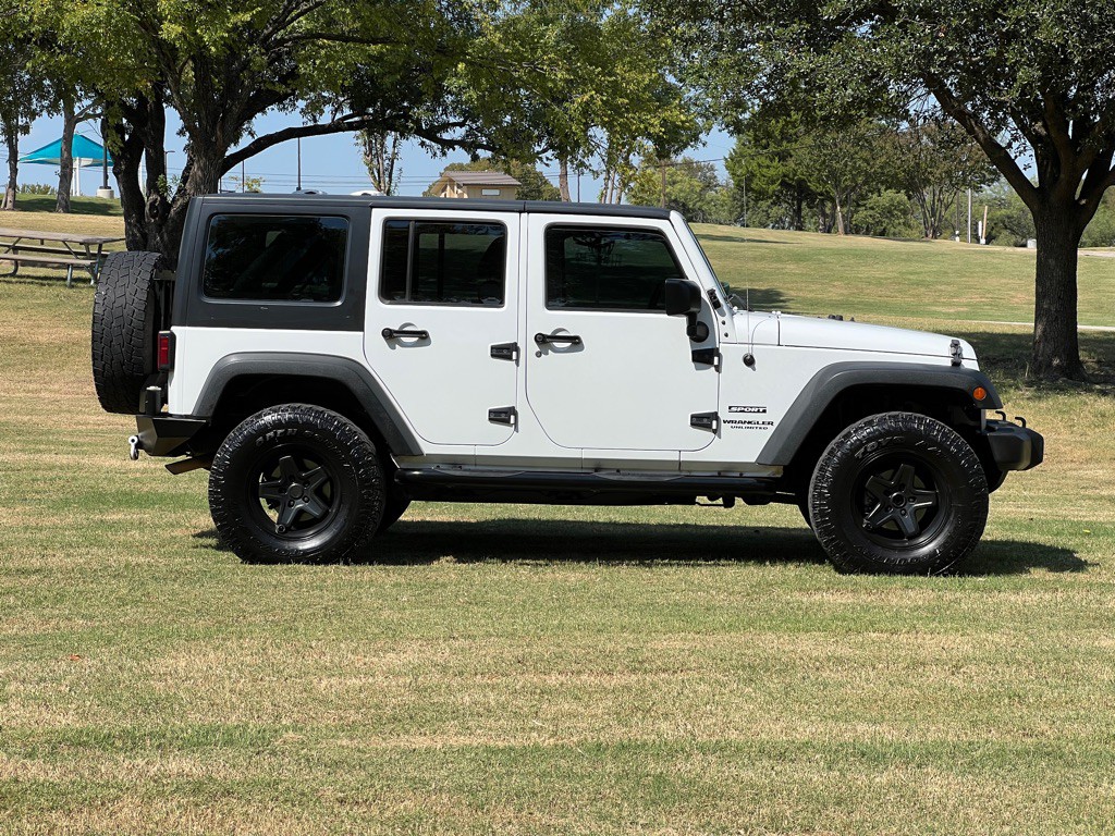 2016 Jeep Wrangler Unlimited Image 6