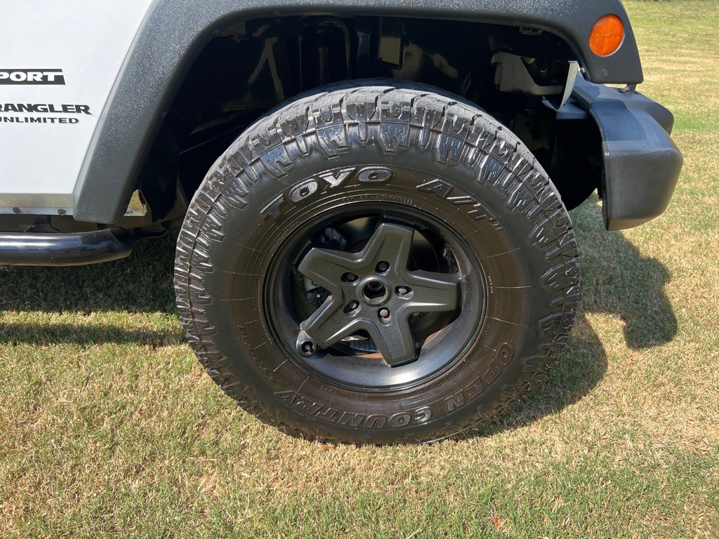 2016 Jeep Wrangler Unlimited Image 22