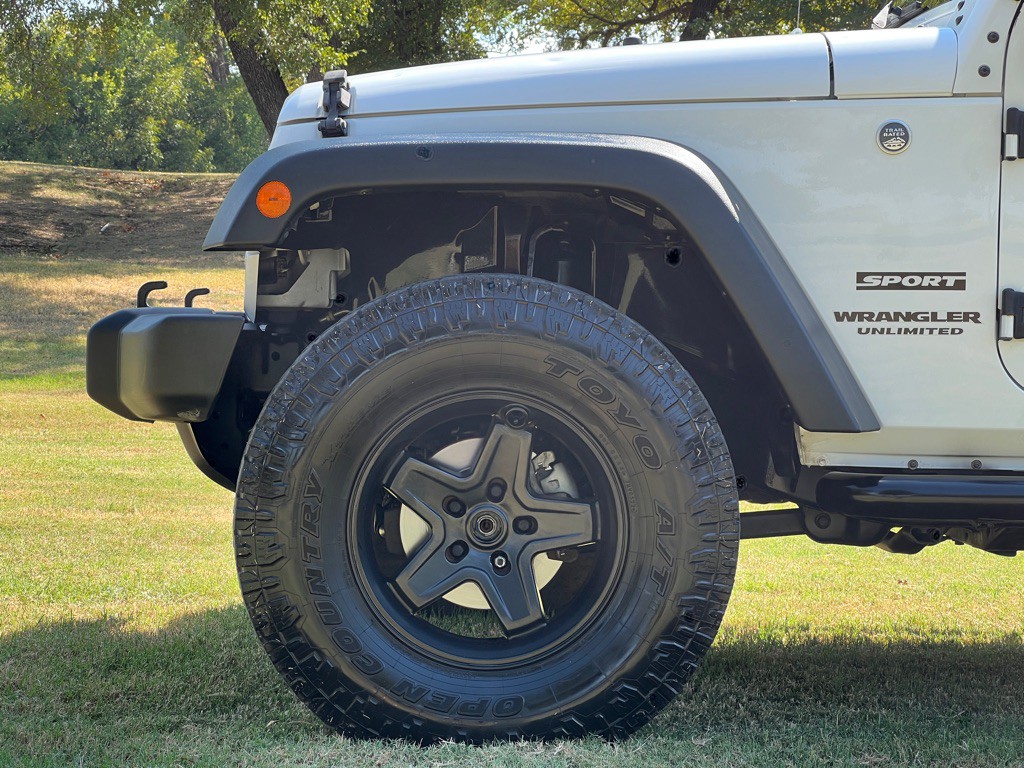 2016 Jeep Wrangler Unlimited Image 26