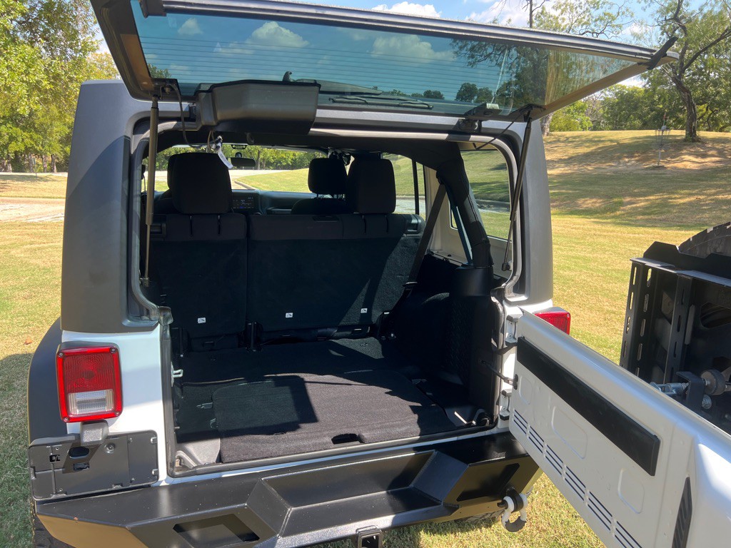 2016 Jeep Wrangler Unlimited Image 34